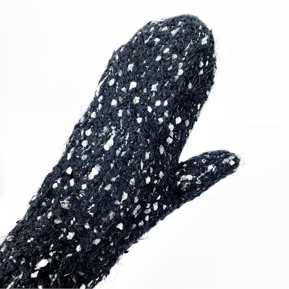 Cuddl Duds 3-Piece Winter Set — Hat, Mittens & Plush Ear Warmer | Holiday Gift - Picture 3 of 16